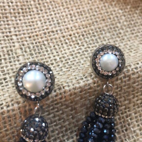 Freshwater pearl pave Tassel crystal earrings - Picture 2 of 5
